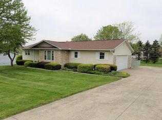 1950 Rainbow Dr, Lancaster, OH