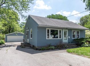 2411 57th St, Des Moines, IA 50310