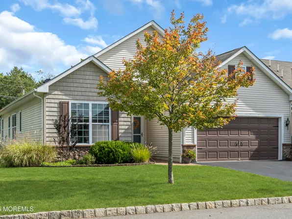 107 Eagle Ridge Circle, Lakewood, NJ 08701