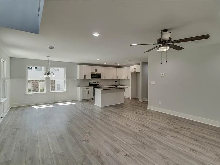2389 Highpoint Rd #A — Photo 5
