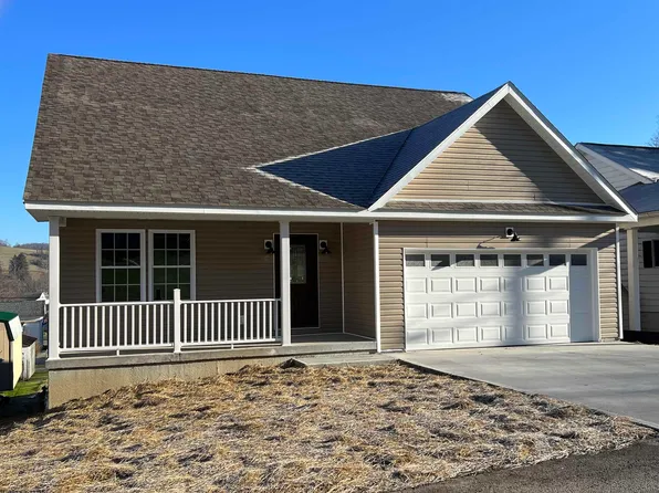 510 Rice St, Barrackville, WV 26559