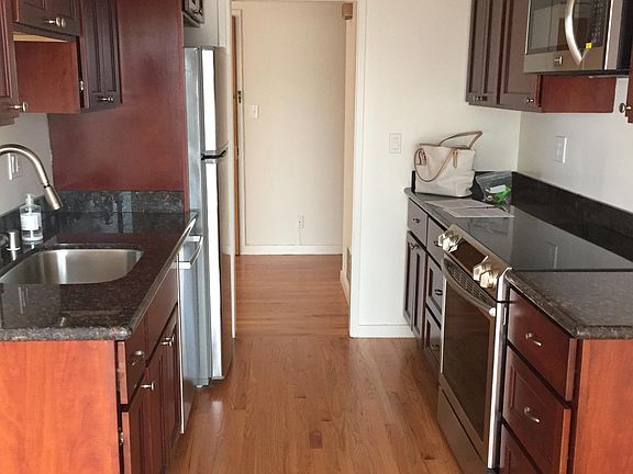 4th image of 15 Cervantes Blvd APT 204