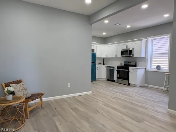 456-458 Harrison St #2, Passaic, NJ 07055