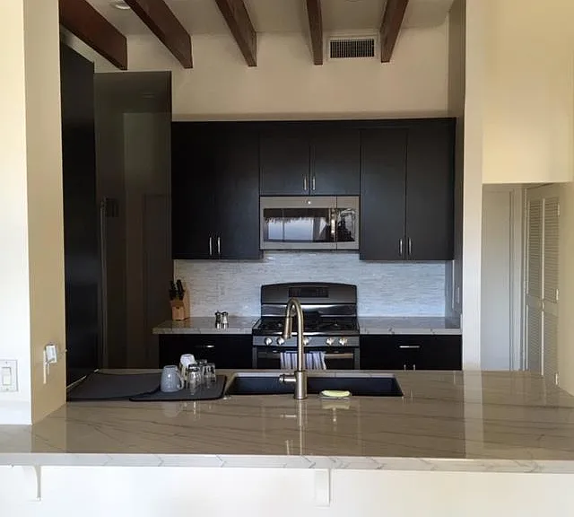 605 Bonair Pl — Photo 8