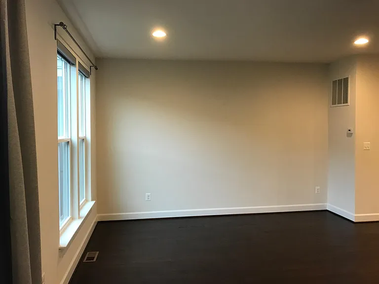 42314 Rockrimmon Ter — Photo 6