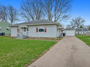 4002 27th Ave, Rock Island, IL
