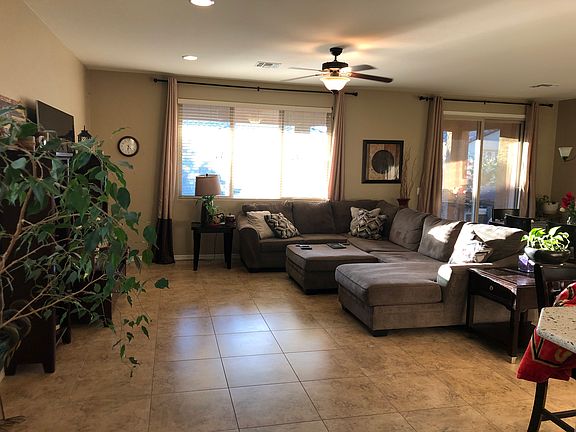 3rd image of 11582 W Foxberry Dr