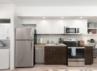 1055 Commonwealth Ave #3, Boston, MA 02215