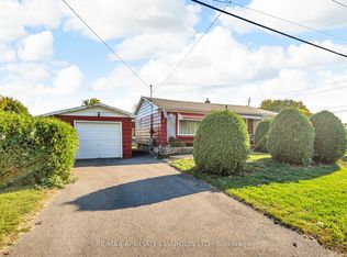 1301 Gallinger Ave, Cornwall, ON K6J 4T4