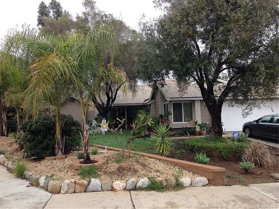 1st image of 22888 Scotia Ln