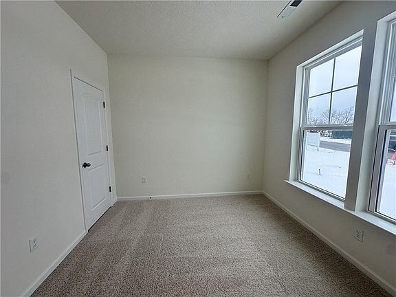 4th image of 3021 Audrey Dr