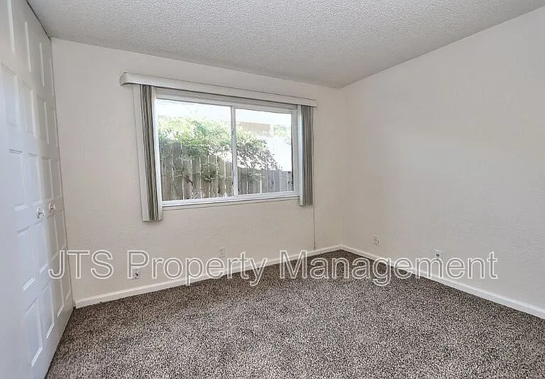 6830 Mellodora Dr — Photo 36