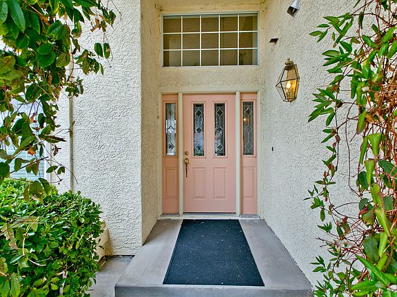 3rd image of 10004 Harpoon Cir