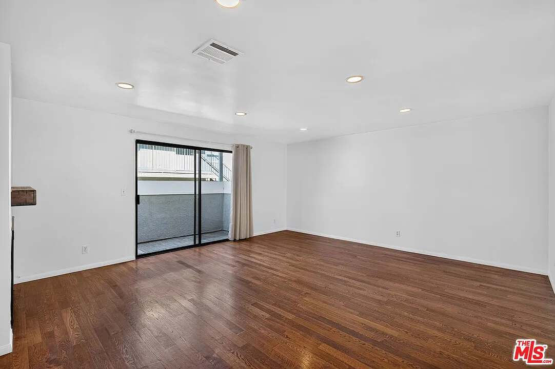 2519 Kansas Ave — Photo 4