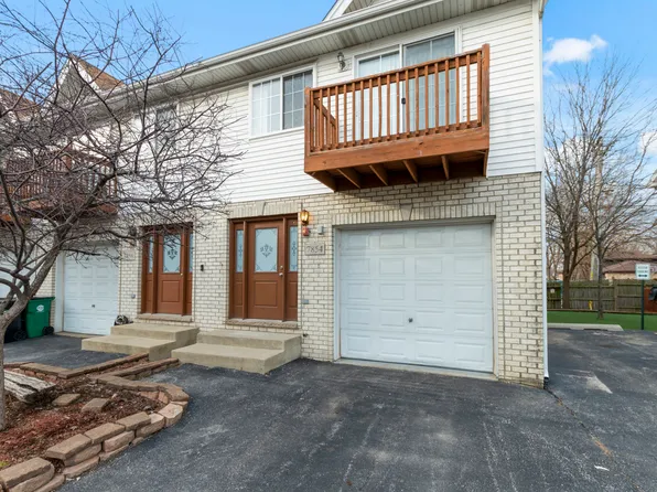 7854 W 87th Pkwy #M, Bridgeview, IL 60455