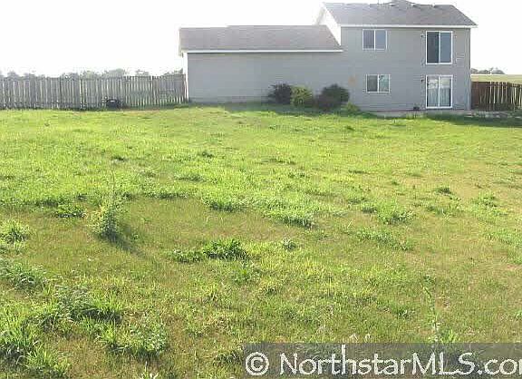 2nd image of 999 Oak Avenue