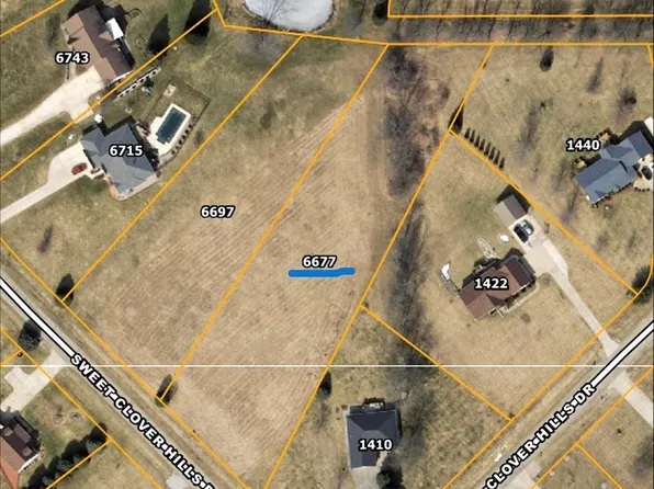 6677 Sweet Clover Hills Dr, Jonesville, MI 49250