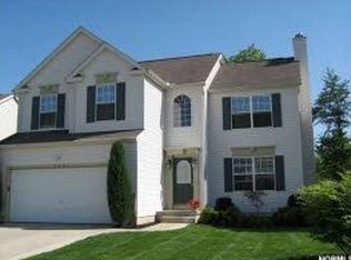 984 Chadwick Ln, Medina, OH 44256