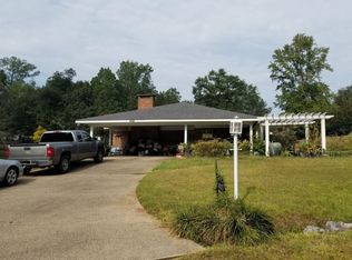 430 Howard St, Wiggins, MS 39577