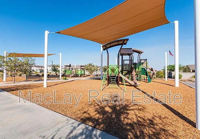 22815 E Watford Dr — Photo 27