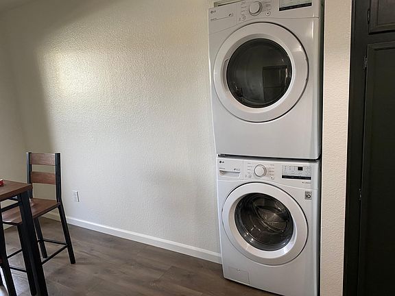 4th image of 569 E St Unit 16