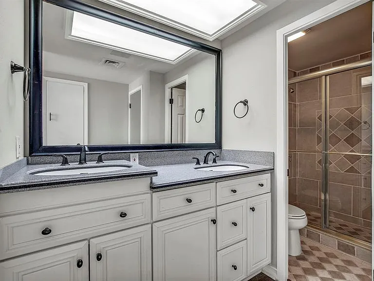 1801 Lavaca St #5F — Photo 19