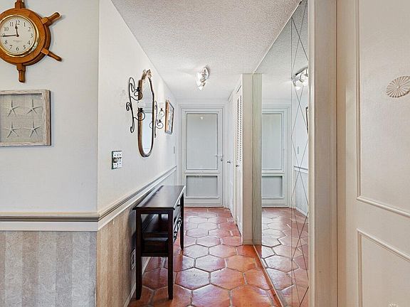 3rd image of 3421 Spanish Trail #129