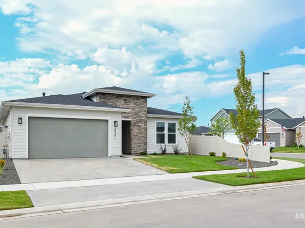 6301 W Snow Currant St, Meridian, ID 83646