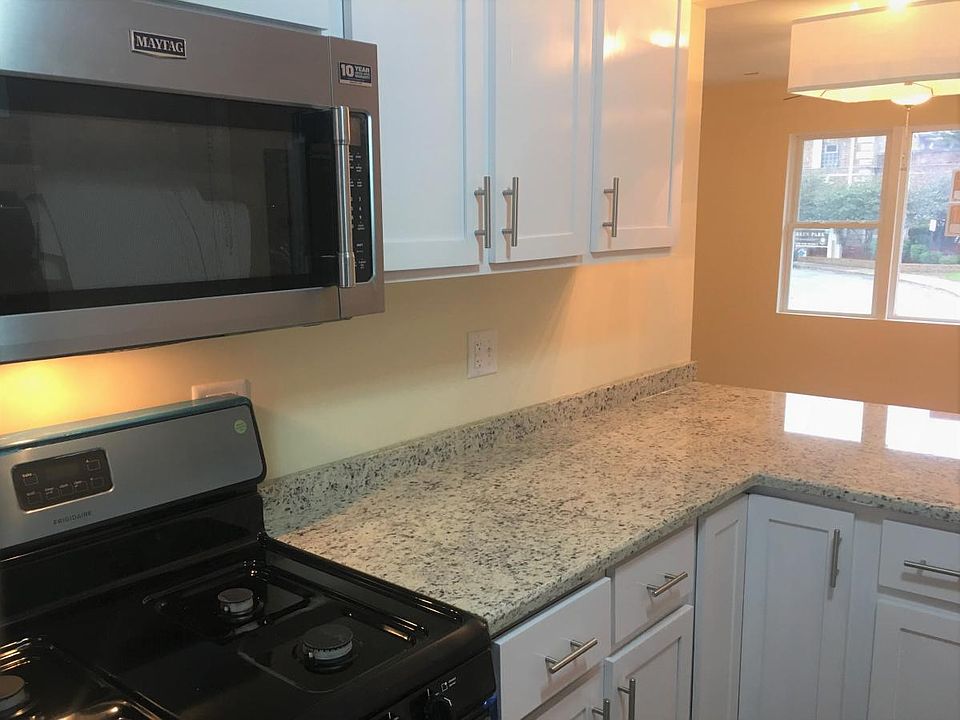 1st image of 1547 S 57th Ave