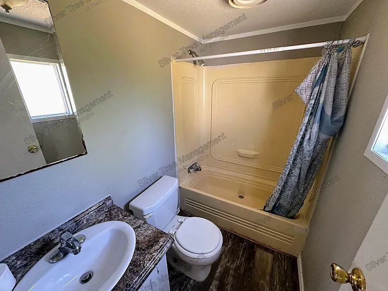 266 Lark Meadow Dr #B — Photo 13