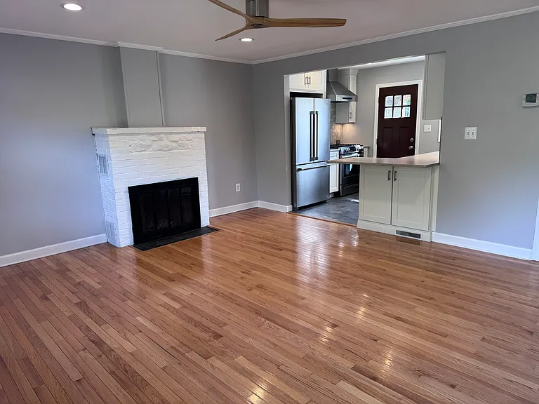532 Wills Rd #A — Photo 4