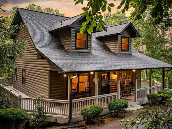 837 Price Rd, Blue Ridge, GA 30513
