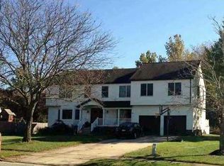 3 Carlisle Ct, Manalapan, NJ
