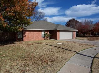 525 Starbrook Ct, Norman, OK 73072