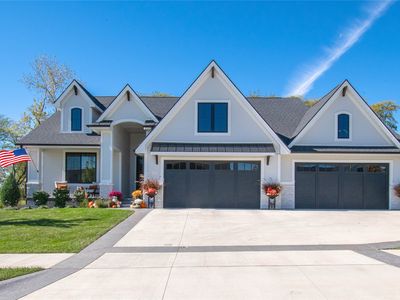 4010 NW 181st St, Clive, IA, 50325