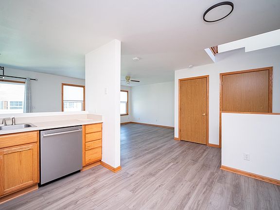 3rd image of 12014 Baneberry Dr