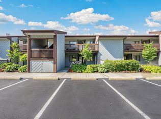 3238 N Marina View Dr, Pt Clinton, OH 43452
