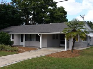 1241 Holiday Dr, Eustis, FL 32726