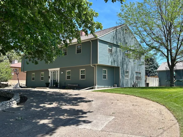 2943 8th Ave, Scottsbluff, NE 69361