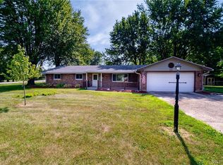 658 Coy Dr, Dayton, OH 45434