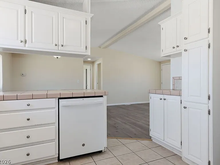 4550 W Horn Rd — Photo 9