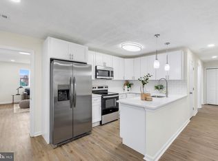 723 Cotter Rd, Glen Burnie, MD 21060