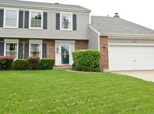 1561 Patricia Ct, Elk Grove Village, IL 60007