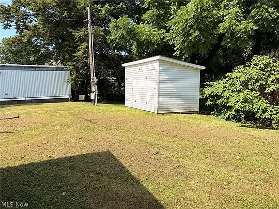 5th image of 245 & 249 Henderson St