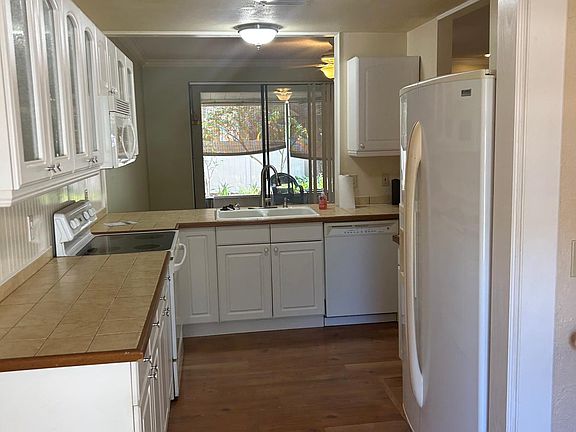 2nd image of 2510 Countryside Pines Dr