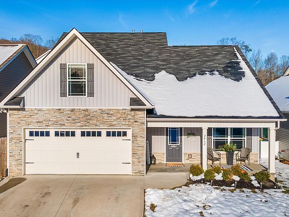 2nd image of 2462 Eppie Cove Ln