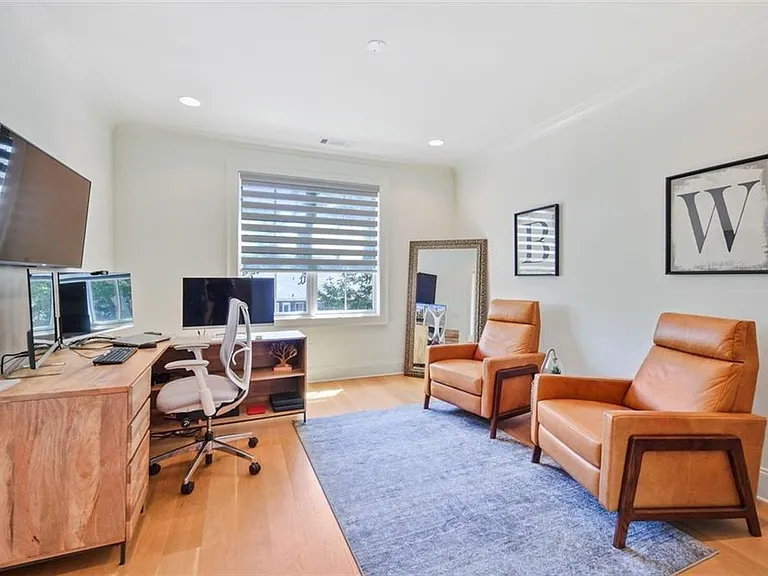 3667 Peachtree Rd NE #1 — Photo 13