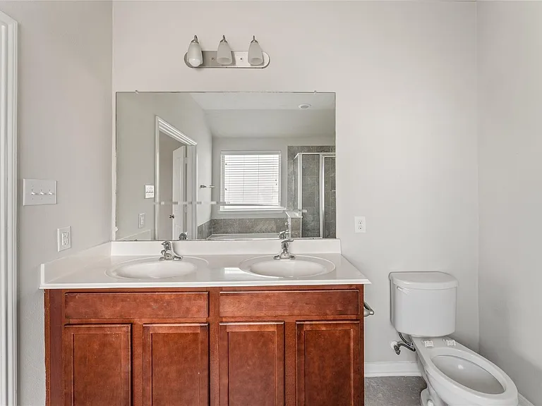 8014 Oxbow Manor Ln — Photo 19