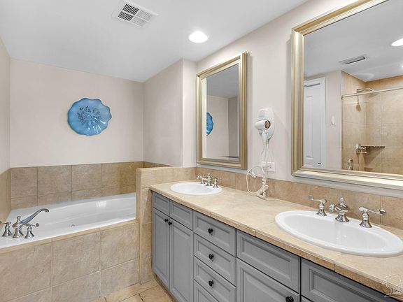 3rd image of 5 Portofino Dr Suite 1902