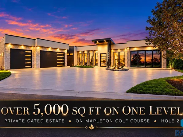 5812 N Mapleton Pl, Sioux Falls, SD 57104